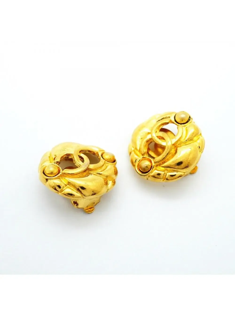 Chanel Cc Logo Circle Clip-On Earrings #299402C71B